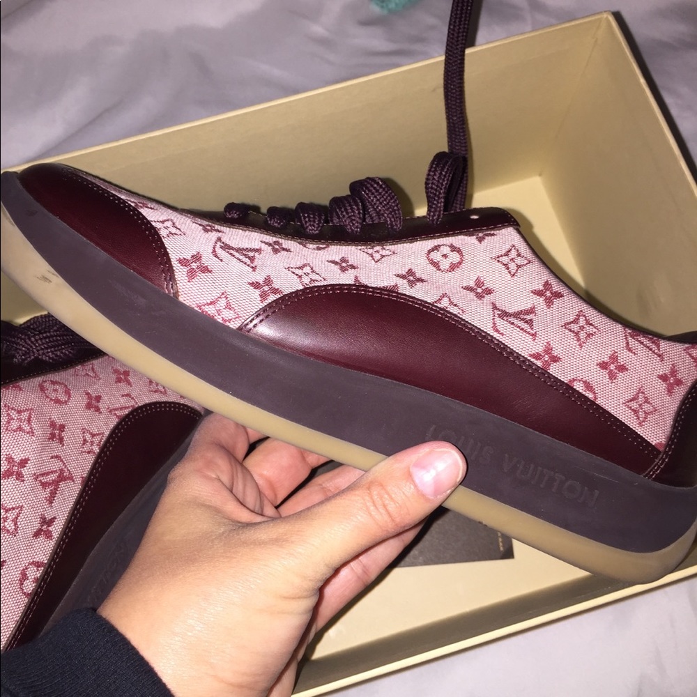 LV bag and shoes - Picture 8 of 8